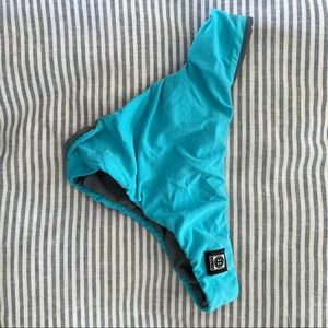 Jolts Manhattan Bottom